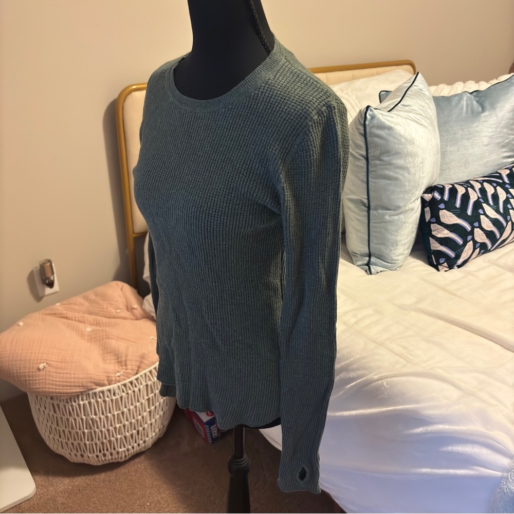 Margaret O'Leary Sage Textured Long Sleeve Tee - Picture 3 of 7